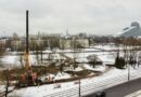 Veikta koku pārstādīšana vietā, kur plānots būvēt Rīgas panorāmas ratu