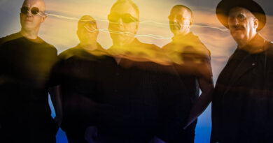 Grupa “Lādezers” Latvijas svētku noskaņās laiž klajā dziesmu “Piesaukšana”