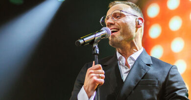 Dziedātājs Kaspars Markševics aicina uz jubilejas koncerttūri